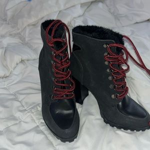 Shoe dazzle black lace up heeled boots